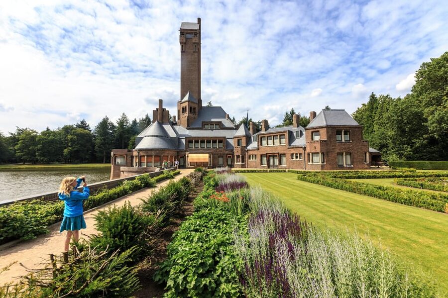 Otterlo: De Hoge Veluwe National Park Entry Ticket - Jachthuis Sint Hubertus requires another decision