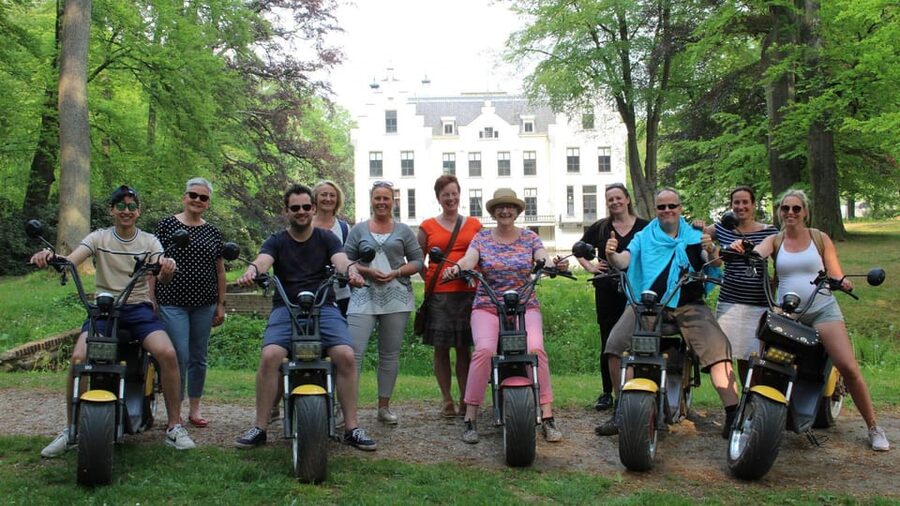 Otterlo: E-chopper rental - Using the app for facts or silly challenges