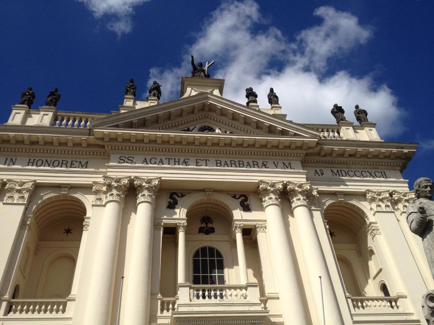 Oudenbosch: Tour at Basilica of the Holy Agatha and Barbara - Key points to know before you go
