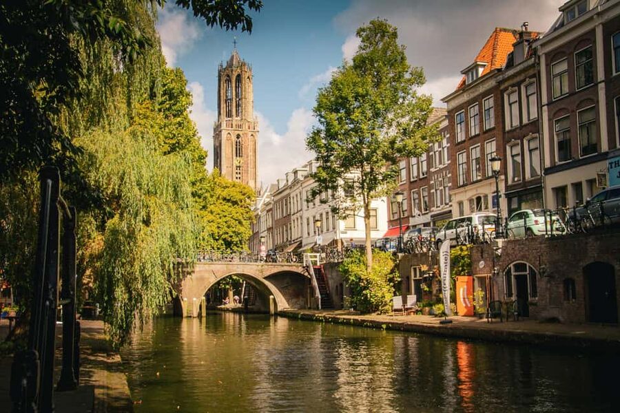 Our Utrecht City Tour (Limited group size & optional Lunch) - Pace, language, and who should book