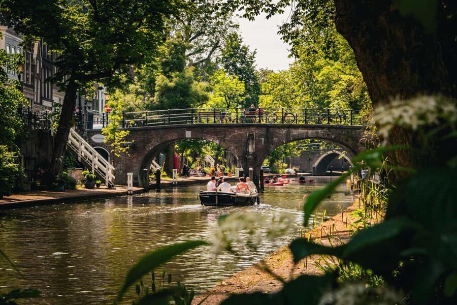 Our Utrecht City Tour (Limited group size & optional Lunch) - Lunch after the walk