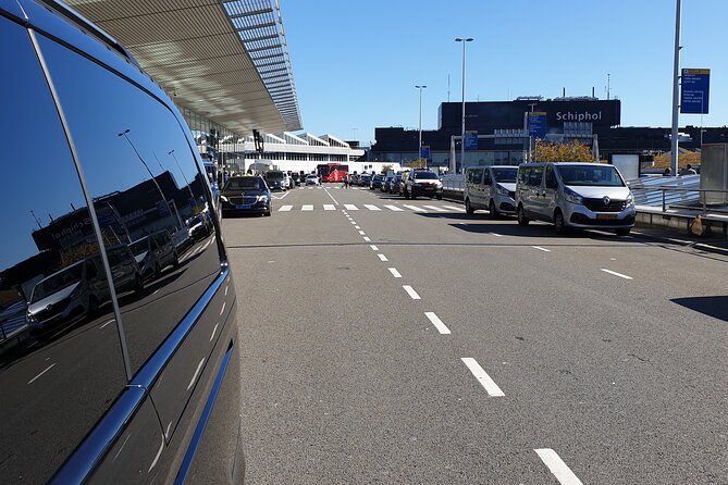 Private Airport Transfer to or from Schiphol Airport - How the price compares with other choices