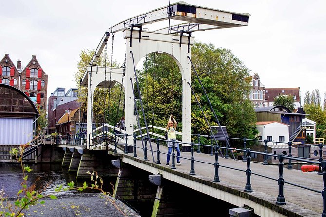 Private Amsterdam Bike Tour with a local guide (also for families) - Why a private bicycle tour works well in Amsterdam