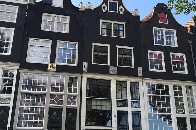 Private Amsterdam Bike Tour with a local guide (also for families) - Anne Frank House: an outside look with real limits