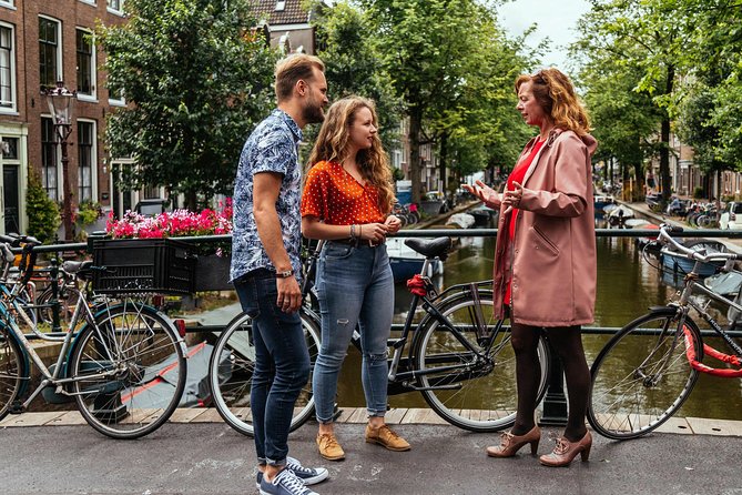 Private City Kickstart Tour: Amsterdam - From St. Nicholas Church to the old city center