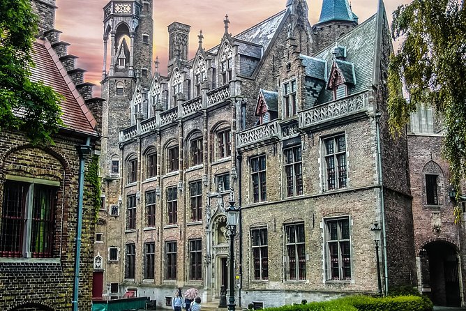 Private day trip to Bruges from Amsterdam - Who will get the most from this day trip