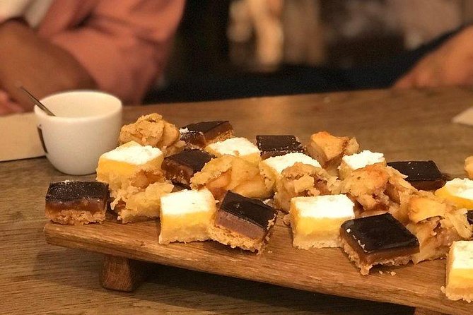 Private Dutch Food Tour - Eat Like a Local - What the guide adds to the meal