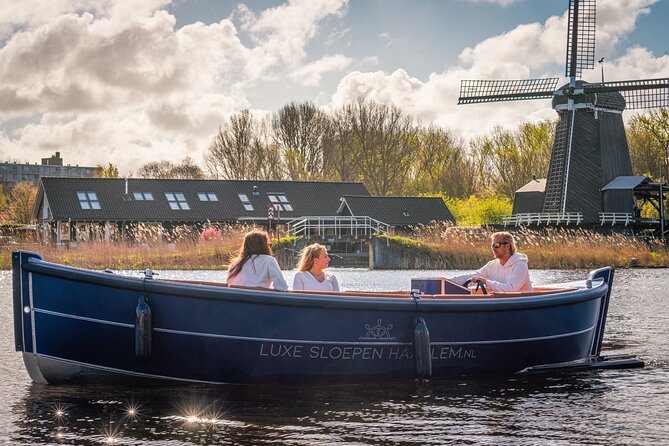Private Electric Boat Rental in Haarlem (No License Required) - Drinks, weather, and what to bring
