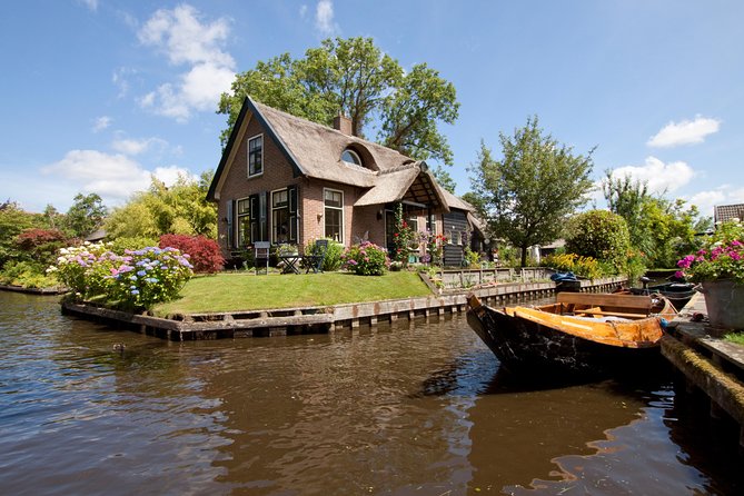 Private full-day customizable tour of the Netherlands from Amsterdam - A full Dutch day without the train timetable