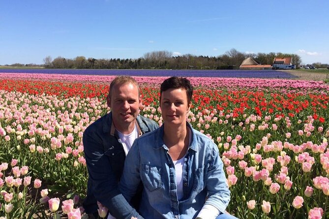 Private Guided Keukenhof Gardens and Zaanse Schans Tour - Two hours inside Keukenhof