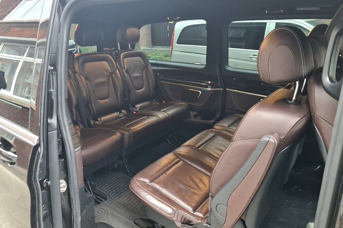 Private Minivan Transfer from Rotterdam - Understanding the 40 to 70 minute travel time