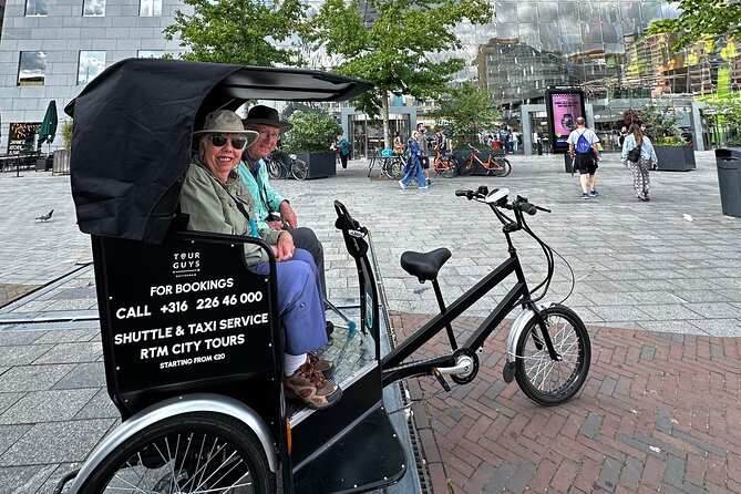 Private Pedicab/Rickshaw Tour of Rotterdam With a Local Guide - Why a pedicab works well in Rotterdam