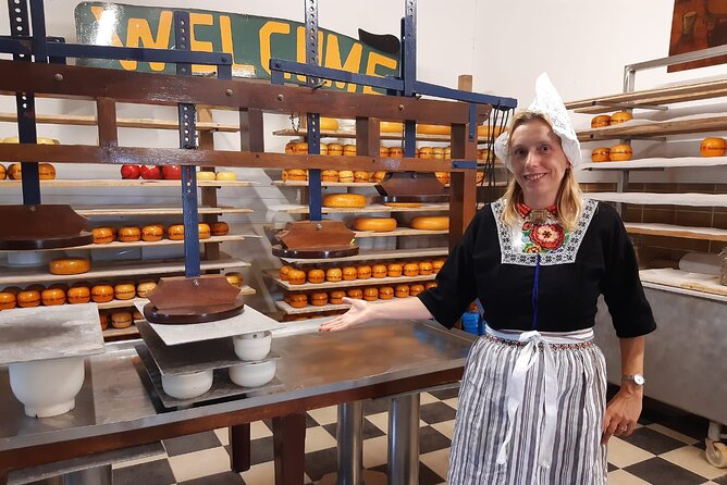 Private Tour of Simonehoeve Cheese Farm and Clog Factory - Timing, cancellation, and useful booking advice