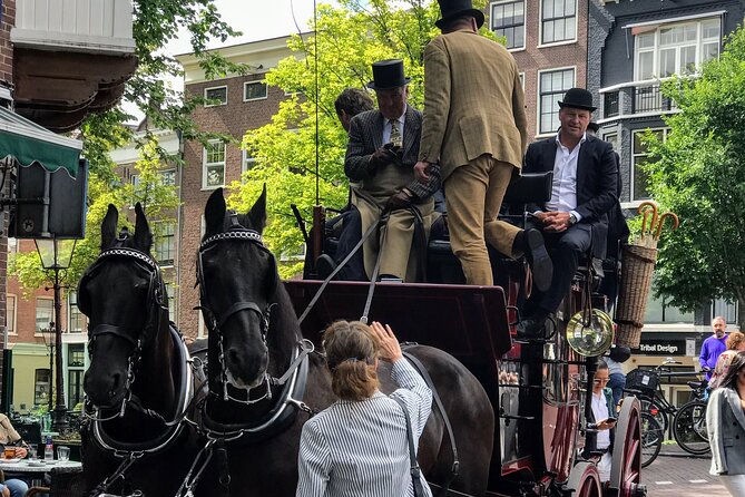 Private tour: Your own Amsterdam: walk through the old city - The quiet Jewish Quarter and Portuguese Synagogue