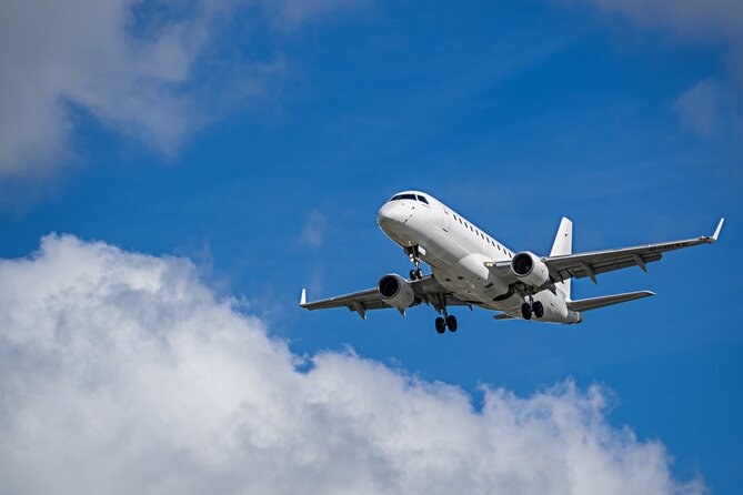 Private transfer between Rotterdam - Amsterdam (incl. Schiphol airport) - Rotterdam to Schiphol: plan around your flight