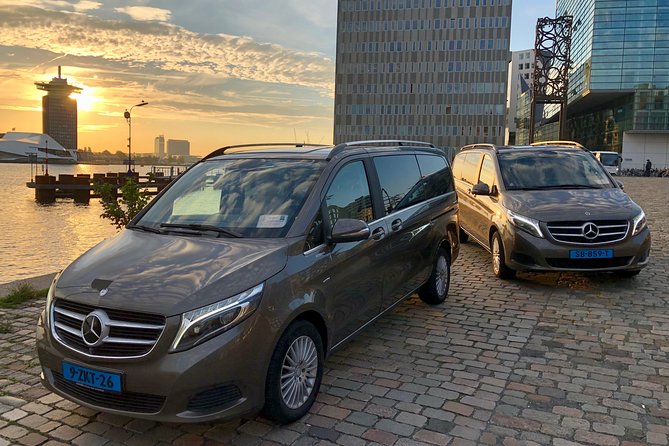 Private transfer between Rotterdam - Amsterdam (incl. Schiphol airport) - Hotel and cruise-port drop-offs