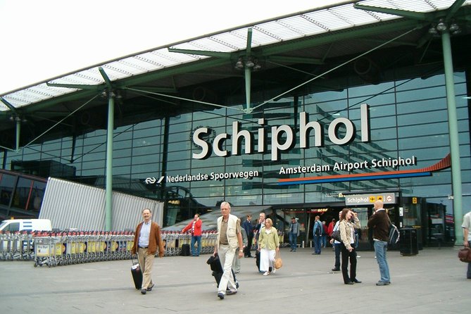Private Transfer from Amsterdam Airport Schiphol to The Hague - Flight tracking takes pressure off delayed arrivals