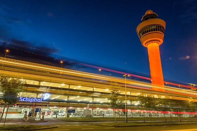 Private Transfer from Amsterdam Airport Schiphol to The Hague - How to avoid the main airport mistake