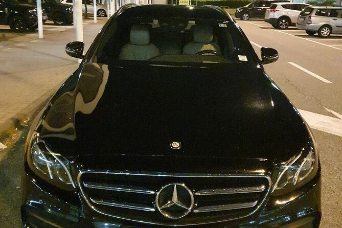 Private Transfer from Rotterdam Port to Amsterdam Airport (AMS) - What the driver service is really like