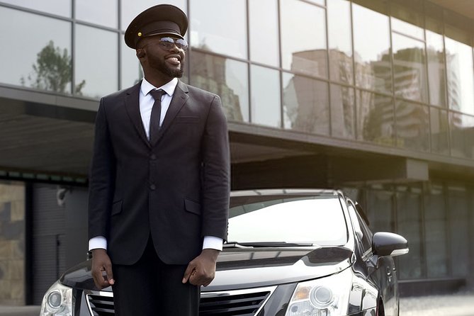 Private Transfer from Schiphol Airport to Rotterdam - A private Mercedes ride for three people