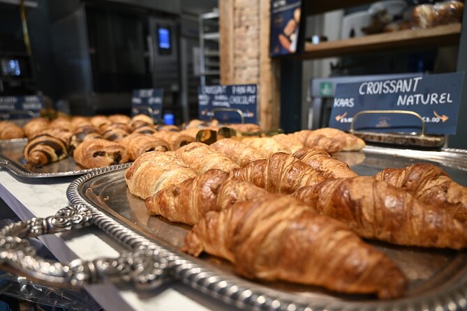 Private Utrecht Food Walking Tour with 8 Tastings - Finishing with Dutch pastries