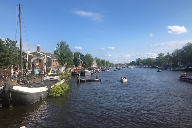 Private walk: Anne Frank in Amsterdam - A private walk means a more personal pace
