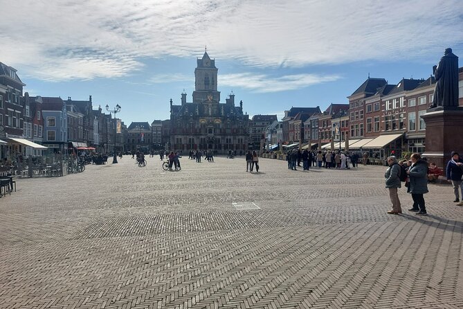 Private Walking Tour of Delft: Dive into the Dutch Golden Age - Armamentarium and the Dutch Golden Age