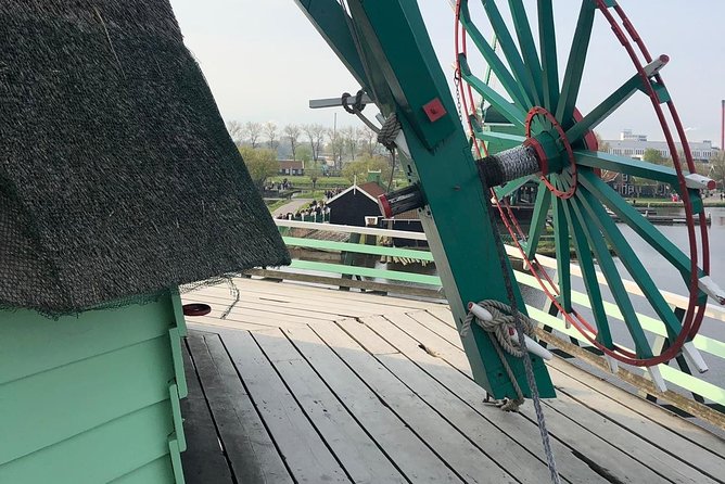 Private Zaanse Schans Windmills and Volendam Tour from Amsterdam - Meeting the cows at Jacobs Hoeve cheese farm