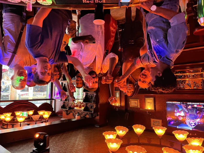 Rainbow Bar Stroll: Sashay through Amsterdam - Timing, cancellation, and languages
