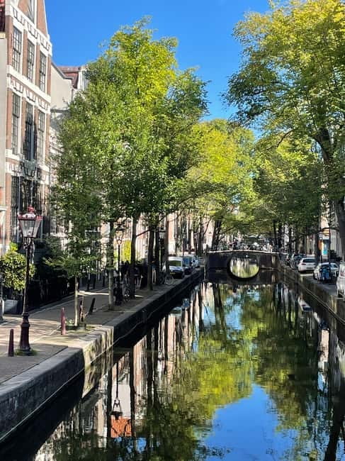 REDKULT: Red Light District & Historical City Center - Entering the Red Light District with context