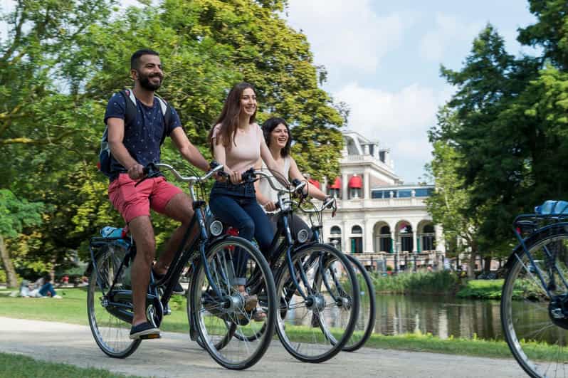 Rent a bike in Amsterdam | 1, 2, 3+ hours - Why a rental bike works so well in Amsterdam