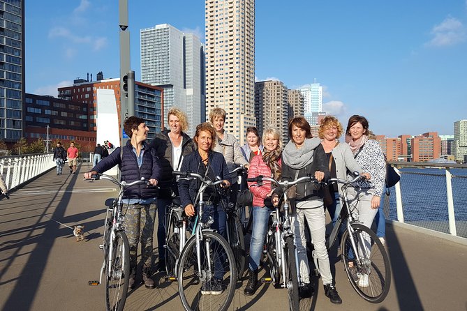 Rotterdam Bike Tour - all the Highlights - Why a bicycle is the right way to meet Rotterdam