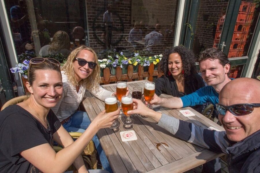 Rotterdam: Guided Walking Food Tour - Bitterballen and the pleasure of Dutch snack culture