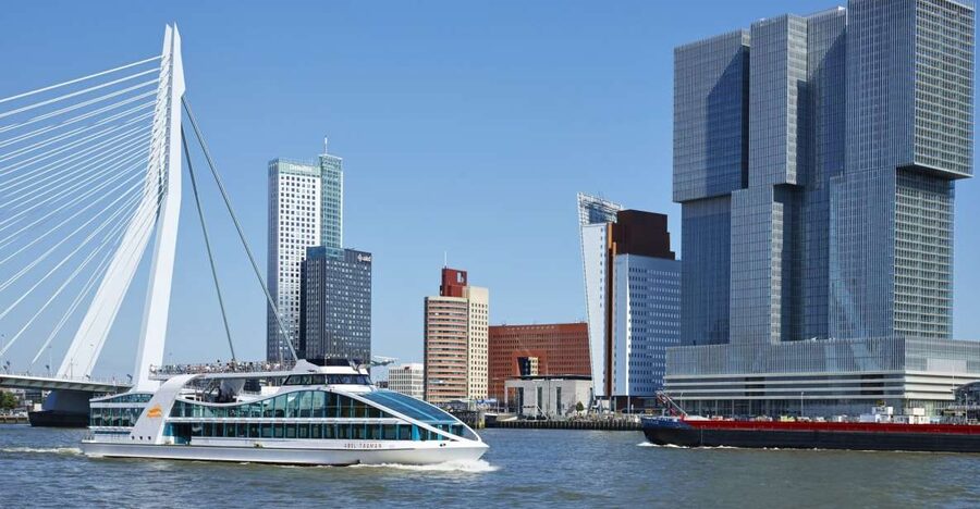 Rotterdam: Harbor Sightseeing Cruise - Watching containers move from ship to shore