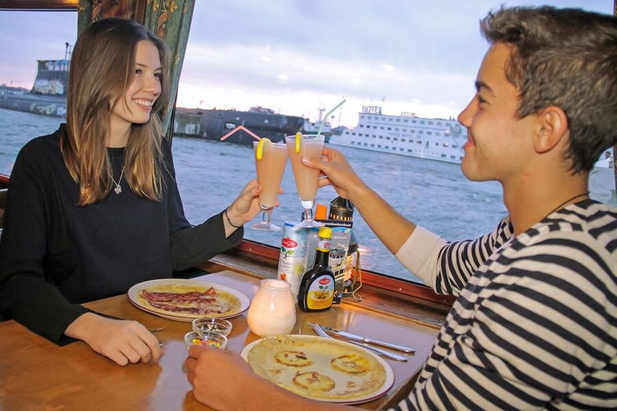 Rotterdam: Pancake Cruise - Should you book the Rotterdam Pancake Cruise?
