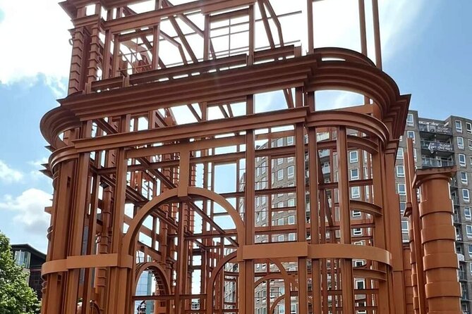 Rotterdam: Private Tour with Local Guide + Cube House visit - Laurenskerk, Erasmus, and the scars of war