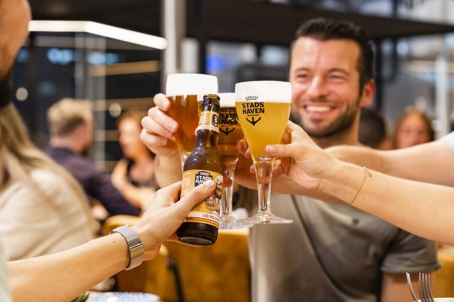 Rotterdam: Stadshaven Brewery Tour with Beer Tastings - Timing, language, and what to bring