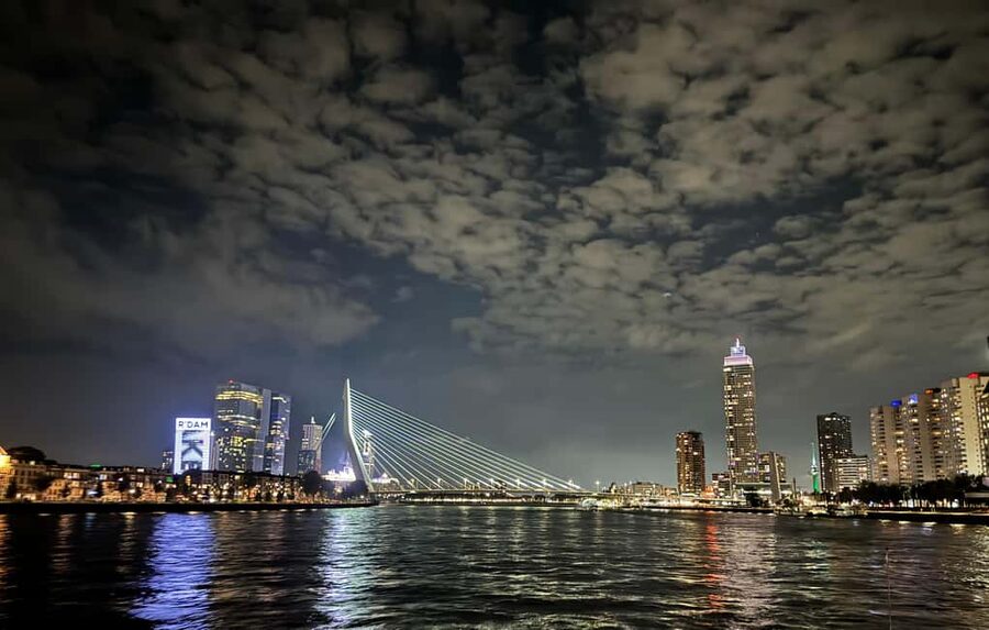 Rotterdam: Waterbus Ticket to Dordrecht and/or Kinderdijk - Is the Waterbus right for you?