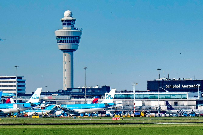 Roundtrip Transfer Schiphol - Amsterdam - Why the meet and greet matters after a flight