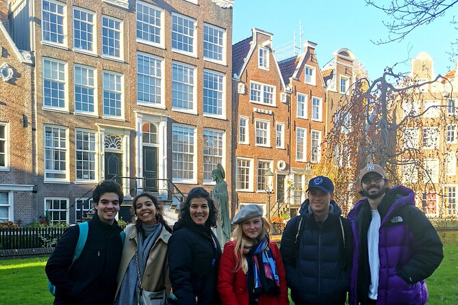 Rude Bastards Tour of Amsterdam (CYHIT) - Begijnhof, quiet space with a complicated story