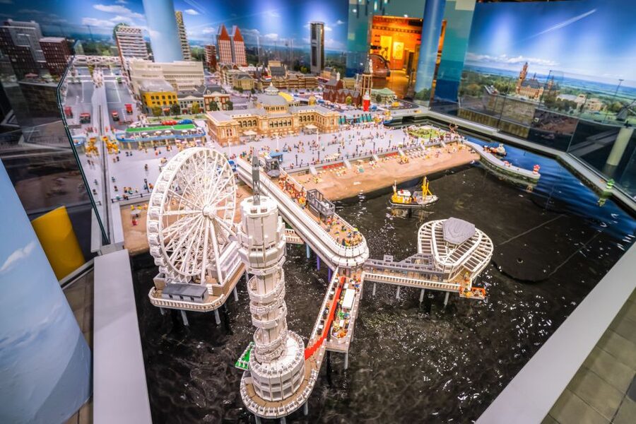 Scheveningen: LEGOLAND® Discovery Centre Entry Ticket - The interactive LEGO city ride