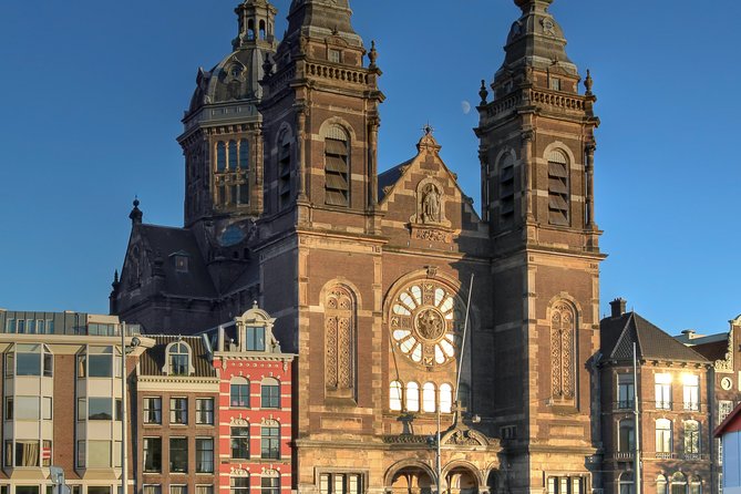Self-Guided Audio Tour of The Red Light District - A Stainless-Steel Bridge and Amsterdam’s Modern Side