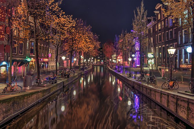 Self-Guided Audio Tour of The Red Light District - The Hidden Church in the 17th-Century House