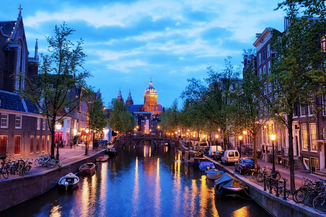 Self-Guided Audio Tour of The Red Light District - Oddities, Souvenirs, and Small Details