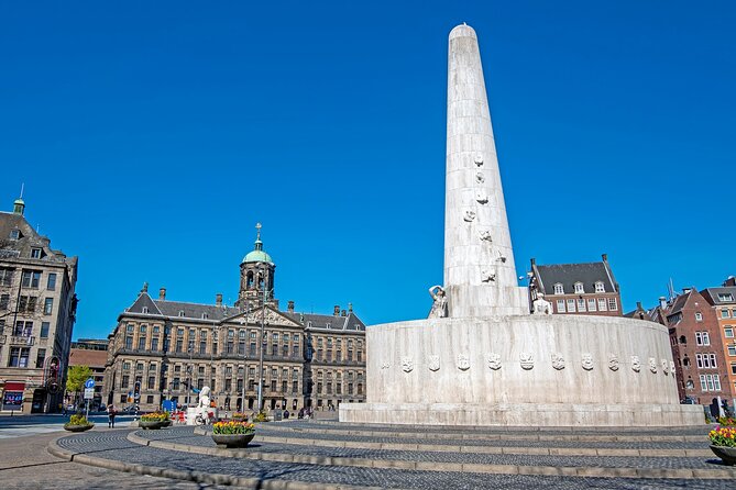 Skip-the-line Royal Palace of Amsterdam Private Guided Tour - Adding Nieuwe Kerk and the Old Town