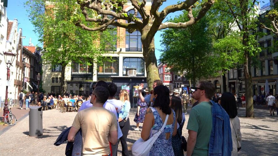 Skipping Lines & Sipping Beers: A History Tour of Amsterdam - My take: book it for variety, not just fries