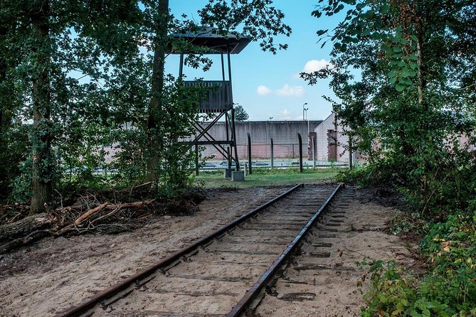Small Group Tour to Nazi WWII concentration camp from Amsterdam - The morning departure from central Amsterdam