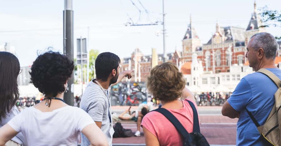 Small-Group Walking Tour with Amsterdam Canal Cruise - Key points at a glance