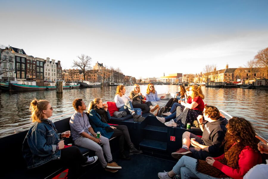 Small-Group Walking Tour with Amsterdam Canal Cruise - Timing, meeting details, and practical limits