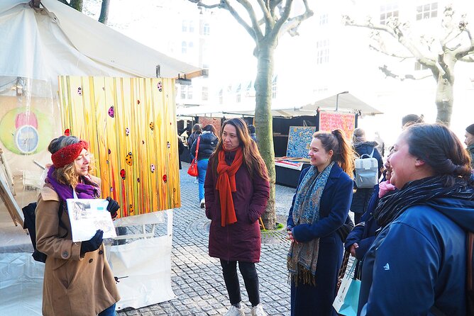 Small-Group Women's History Tour in Amsterdam - The Nes and women who shaped culture and wealth